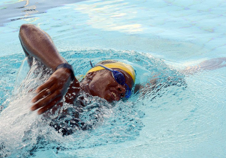 ON THE GO: Swimmer Cherelle Thompson gets into stride during a training session at the National Aquatic Centre (NAC) in Balmain, Couva, yesterday. —Photos: ROBERT TAYLOR"