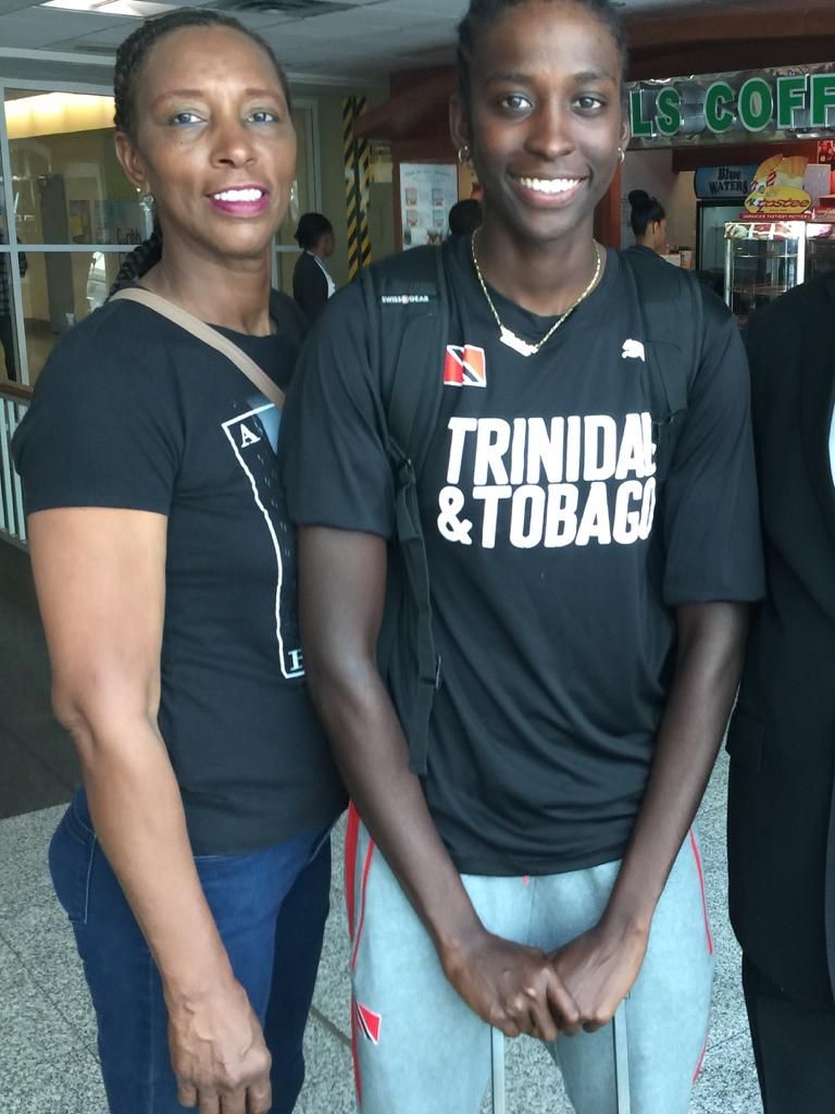 Former national netballer and field athlete Euphemia Huggins, the 1989 Sportswomen of the Year and daughter Teniel Campbell, the 2019 FCB Sportswoman of the Year.