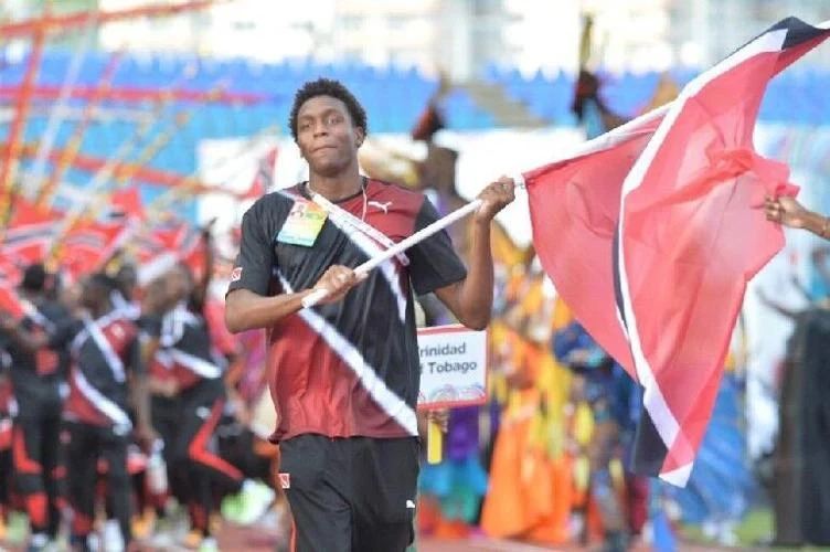 EMERGING STANDARD-BEAR IN THE POOL: Nikoli Blackman, leading the T&T contingent at August's Commonwealth Youth Games. (Image obtained at trinidadexpress.com)